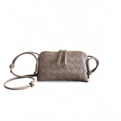BOTTEGA VENETA CONCERT POUCH 794258 (18.5*11.5*8.5cm)